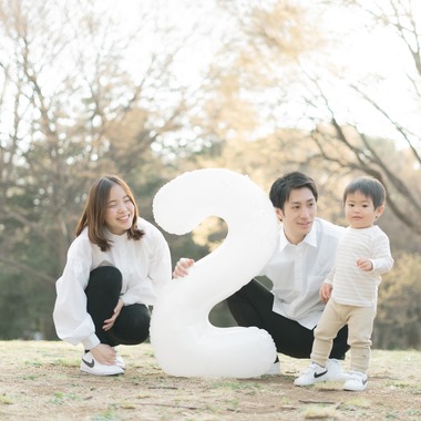 近藤碧が出張撮影した「2歳のお誕生日」の家族写真