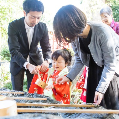 Field of the sun.creativeが出張撮影した「七五三ロケーション撮影」の家族写真