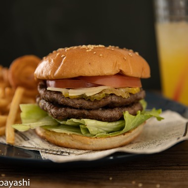 北林事務所が撮影した「グルメバーガー」の写真