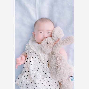 松嵜直斗が出張撮影した「ベビーフォト」の家族写真