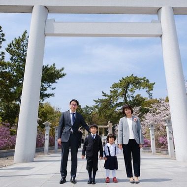 高夏写真店が出張撮影した「卒園・入学記念の写真」の家族写真