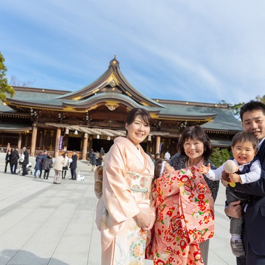 出張撮影ななが出張撮影した「お宮参り記念写真」の家族写真