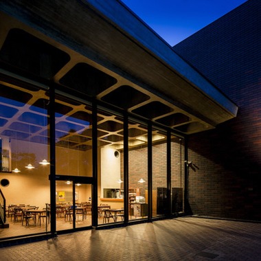 有限会社 スタジオ游が撮影した「美術館竣工写真」の写真