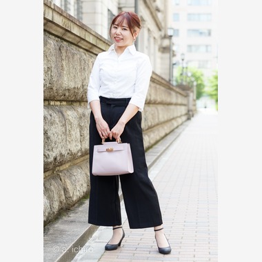 ABNフォトが撮影した「ビジネスポートレート（女性）」の写真