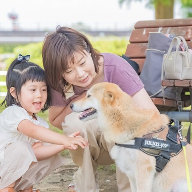 フォトスタジオ　ちっくたっくが出張撮影した「ファミリーフォト(ファミリー・キッズ・ベビー)」の家族写真