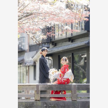 大阪フォトファクトリーが撮影した「和装前撮り」のウェディングフォト