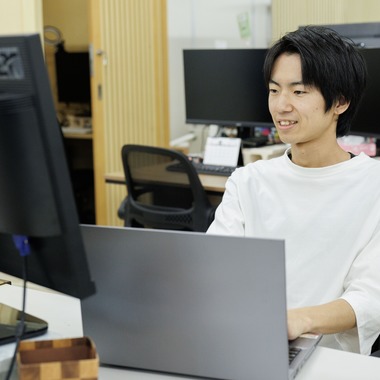 大阪フォトファクトリーが撮影した「インタビュー」の写真