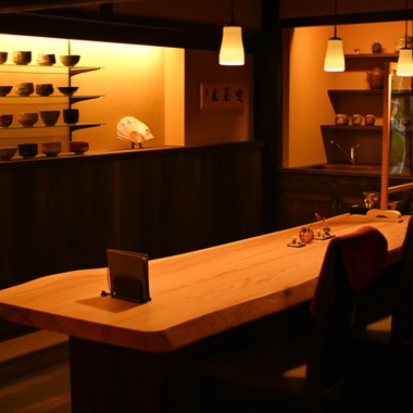 菅悠生が撮影した「屋内」の写真