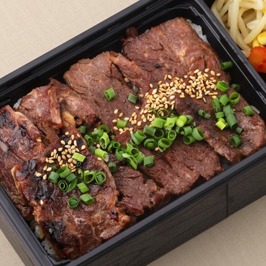 森安　照が撮影した「肉丼・タコライス」の写真