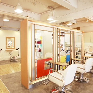 柴　有司が撮影した「店舗/サロン」の写真