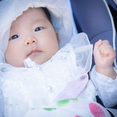 岩本隆之が出張撮影した「お宮参り撮影」の家族写真