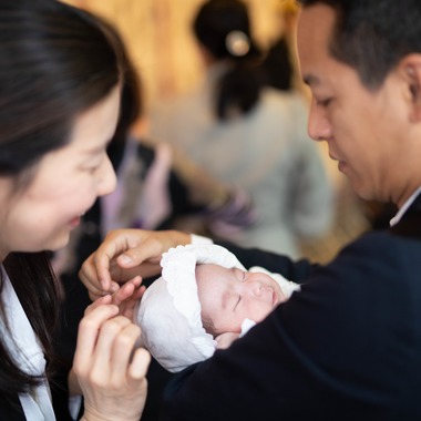 T.Matsumuraが出張撮影した「お宮参り＠日枝神社」の家族写真
