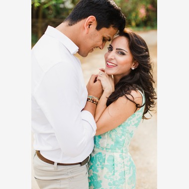 Maiafreiaが撮影した「近代的でロマンチックなケニア人の関与」のウェディングフォト