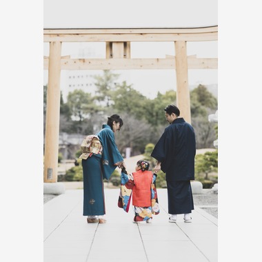 ヤマモトハンナ写真店が出張撮影した「七五三撮影」の家族写真