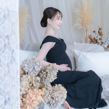 北海道ロケーションフォトウェディング♪が撮影した「マタニティフォト【おうちフォトスタジオ-umurek＝ウムレ】」の写真