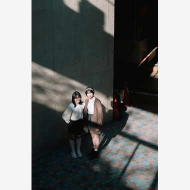 白石智啓が撮影した「銀杏と人」の写真