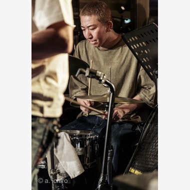 ABNフォトが撮影した「ライブ会場での音楽ライブ撮影」の写真