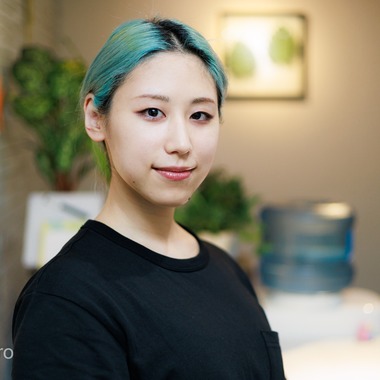 ABNフォトが撮影した「手もみサロン」の写真