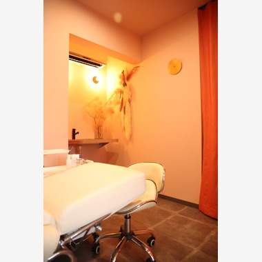 合同会社ケーテック デザイン事業部LilyDesignが撮影した「富山市エステサロン撮影」の写真