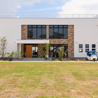 中川昌幸が撮影した「'Ulalena 静岡市三保のリゾート施設」の写真