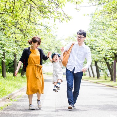 Field of the sun.creativeが出張撮影した「家族写真ロケーション撮影」の家族写真