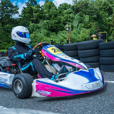 杏度りゅうが撮影した「カートレース撮影」の写真