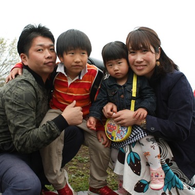 Photographer935が出張撮影した「入学祝」の家族写真