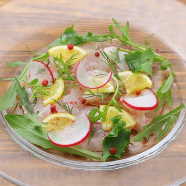 森安　照が撮影した「ステーキ・シーフード・サラダ」の写真