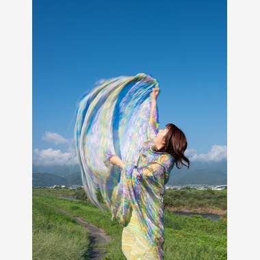 吉岡謙志が撮影した「アーティストポートレート」の写真