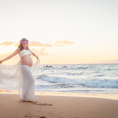 Photo taken by Willow Photo - Maternity Photos