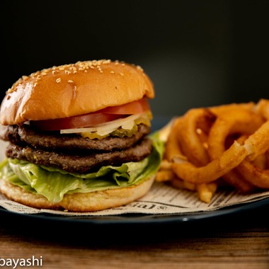 北林事務所が撮影した「グルメバーガー」の写真