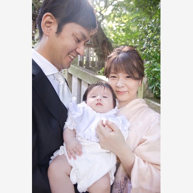naru2photoが出張撮影した「初宮撮影」の家族写真