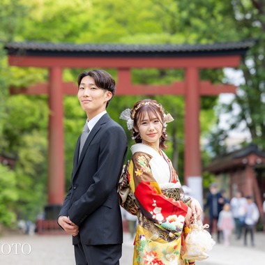 大森光太郎・K-PHOTOが出張撮影した「成人式撮影」の家族写真