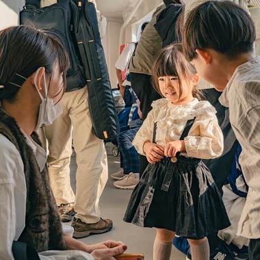 日下翔太郎が撮影した「屋外でのお子様メインの家族写真」の写真