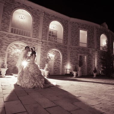 PIC WEDDING PHOTO（岩本 竜弥）が撮影した「カラードレス」のウェディングフォト