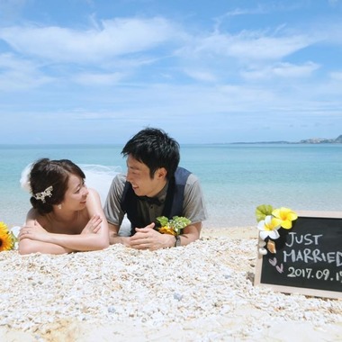 Photo taken by Avenir - Beach Photo wedding