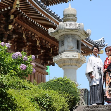 E-Weddingが撮影した「ロケーション前撮り」のウェディングフォト