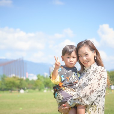 Earth Creative Productsが出張撮影した「ファミリー」の家族写真