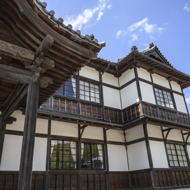 ならもとかずやが撮影した「旧和歌山県議会議事堂」の写真