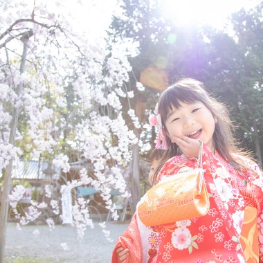 スマイルグローバルフォトが撮影した「桜の七五三」の写真