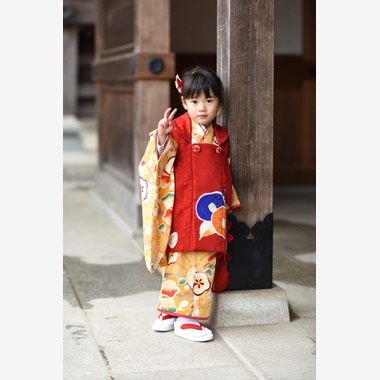青木淳が出張撮影した「「七五三撮影／二荒山神社」」の家族写真