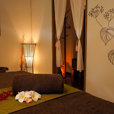 長谷川展克が撮影した「ヘッド フェイス&ボディ（堺市）」の写真