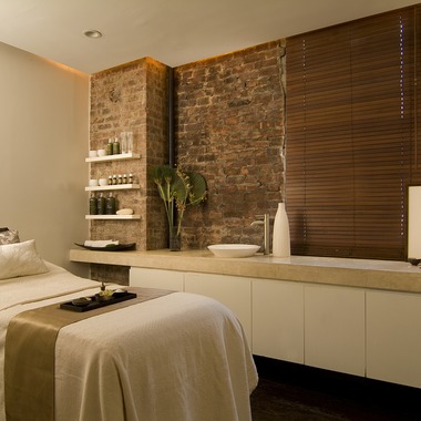 富岡敦が撮影した「病院・クリニック・サロン等」の写真