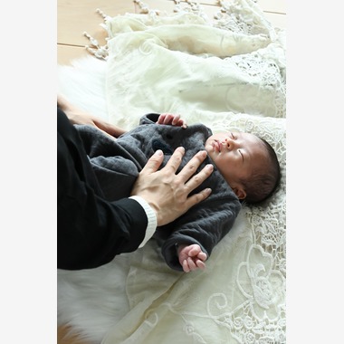 寫樂斎が撮影した「ニューボーン001」の写真