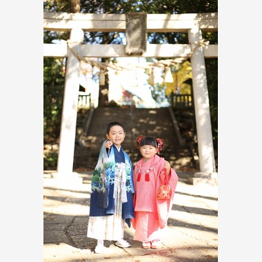 出張撮影HUG TIMEが撮影した「七五三記念撮影＠世田谷八幡宮・東京」の写真