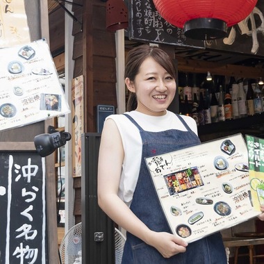 エンリッチ フォトグラフィーが撮影した「インタビュー取材の対象者」の写真