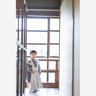 根兵一生が出張撮影した「七五三、ロケーション撮影」の家族写真