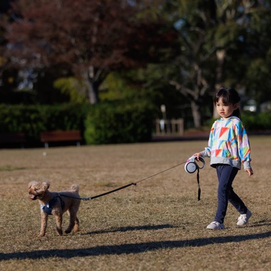 T.Matsumuraが出張撮影した「ペットと一緒に家族撮影」の家族写真