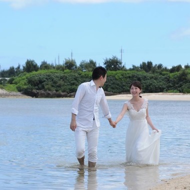 Photo taken by Avenir - Beach Photo wedding