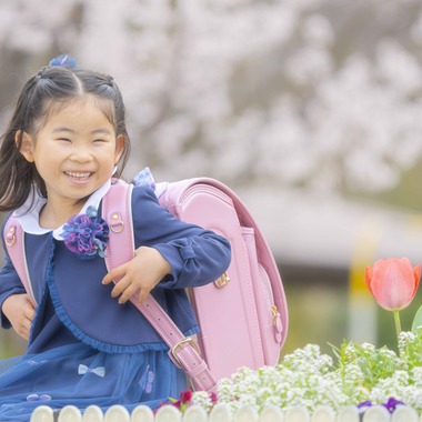 たきざわ めぐみが出張撮影した「入学式」の家族写真